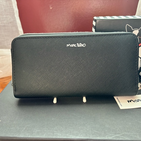 Marc Tetro Black Dog Wallet - Picture 3 of 6